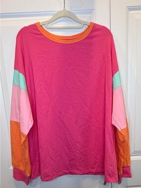 New women’s Boutique lightweight crewneck.